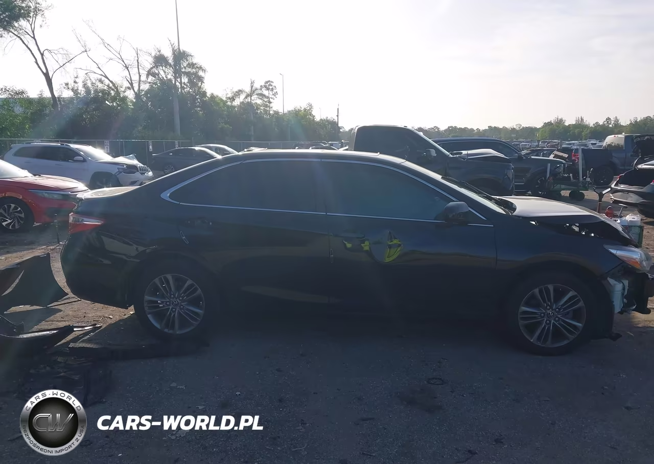2015 Toyota Camry Se VIN:4T1BF1FK6FU004220 - 14