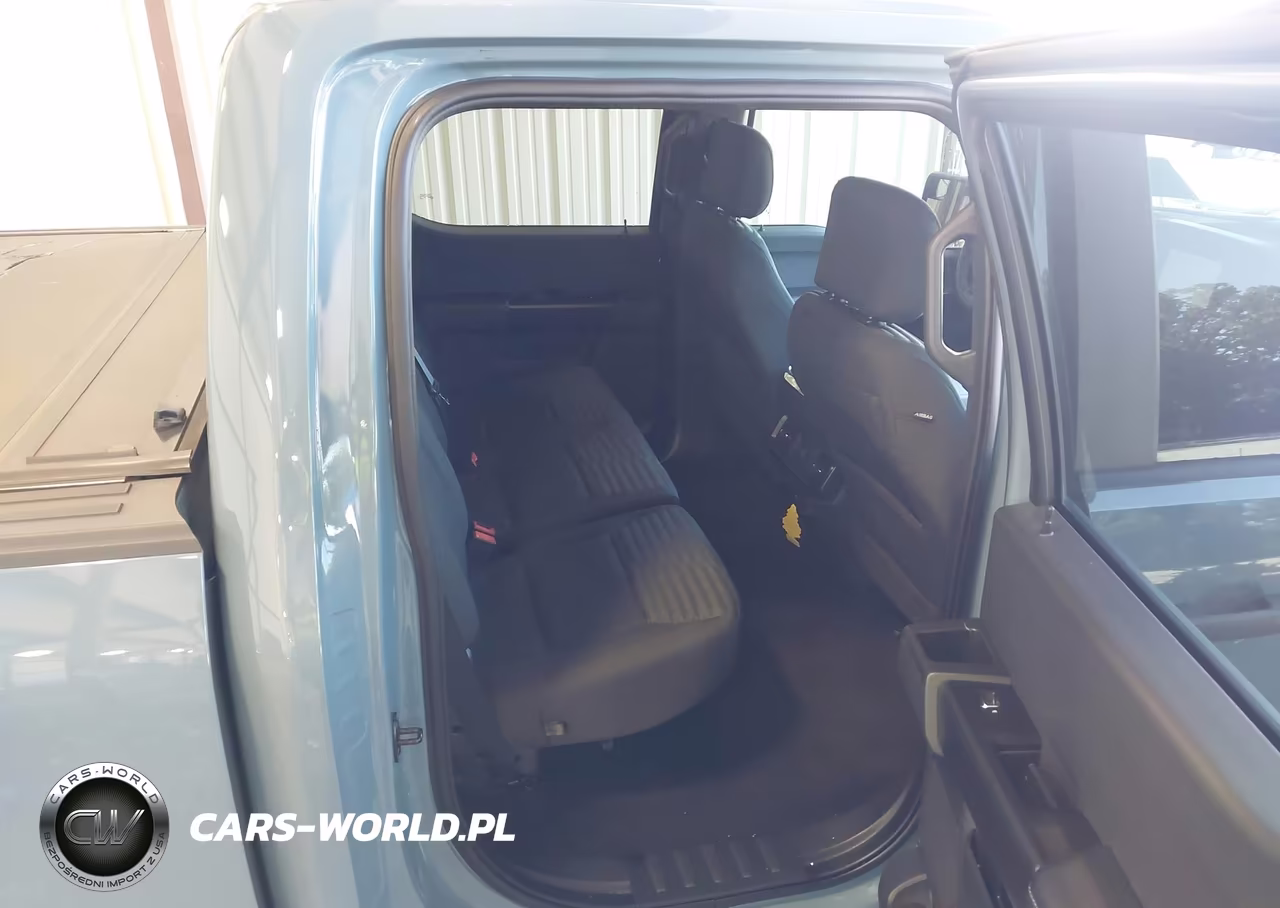 2023 Ford F-150 Xl VIN:1FTEW1C58PKE38104 - 8