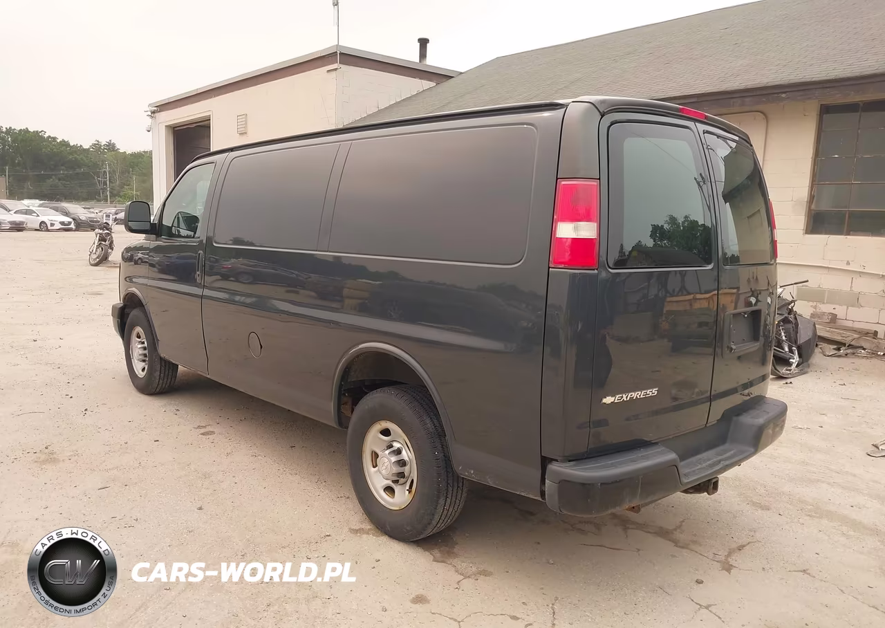 2017 Chevrolet Express 2500 Work Van VIN:1GCWGAFG0H1247623 - 3