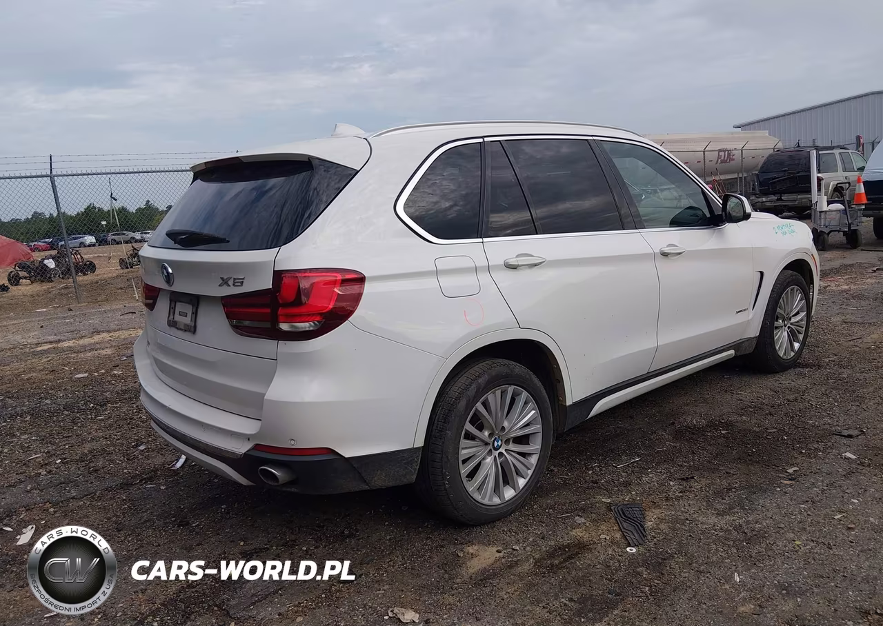 2017 BMW X5 xDrive35I VIN:5UXKR0C35H0V82188 - 4