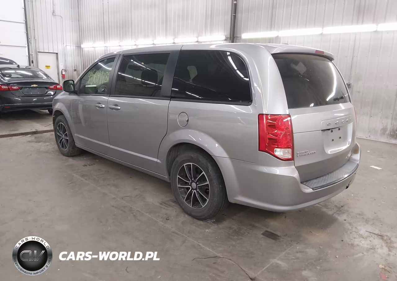 2018 Dodge Grand Caravan Se Plus VIN:2C4RDGBG8JR170242 - 3