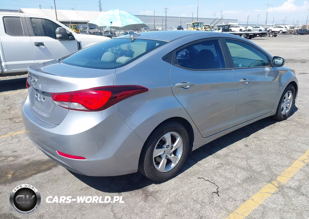 2015 Hyundai Elantra Se VIN:5NPDH4AE9FH614990 - 4