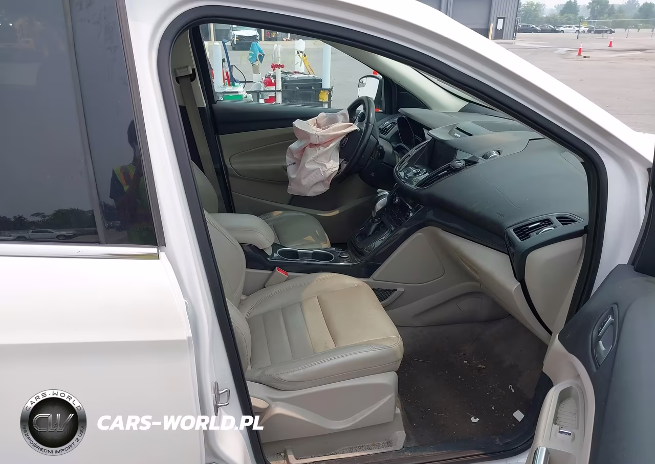 2014 Ford Escape Titanium VIN:1FMCU9J92EUD48316 - 5