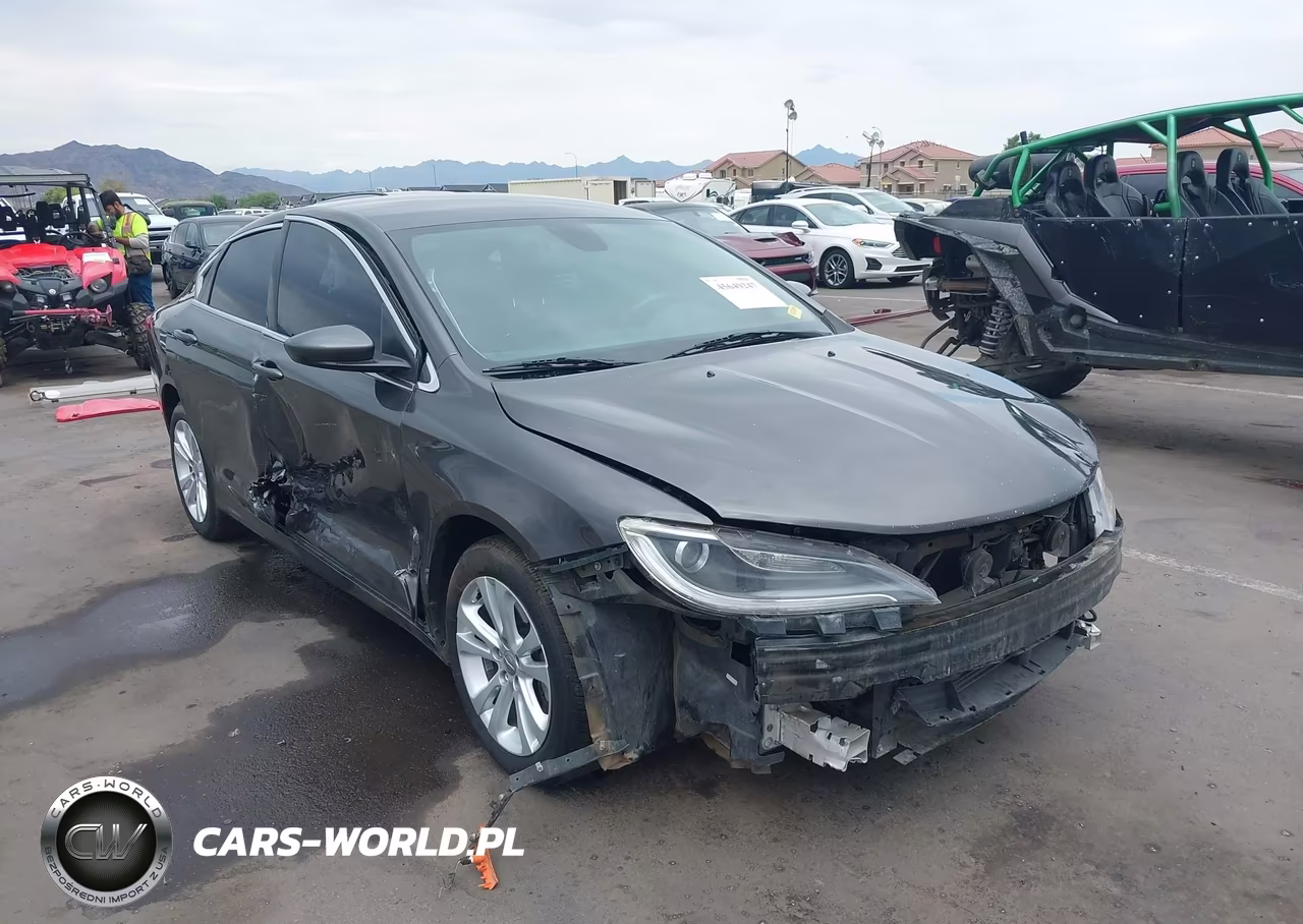 2015 Chrysler 200 Limited – zdjęcie 1 z 16