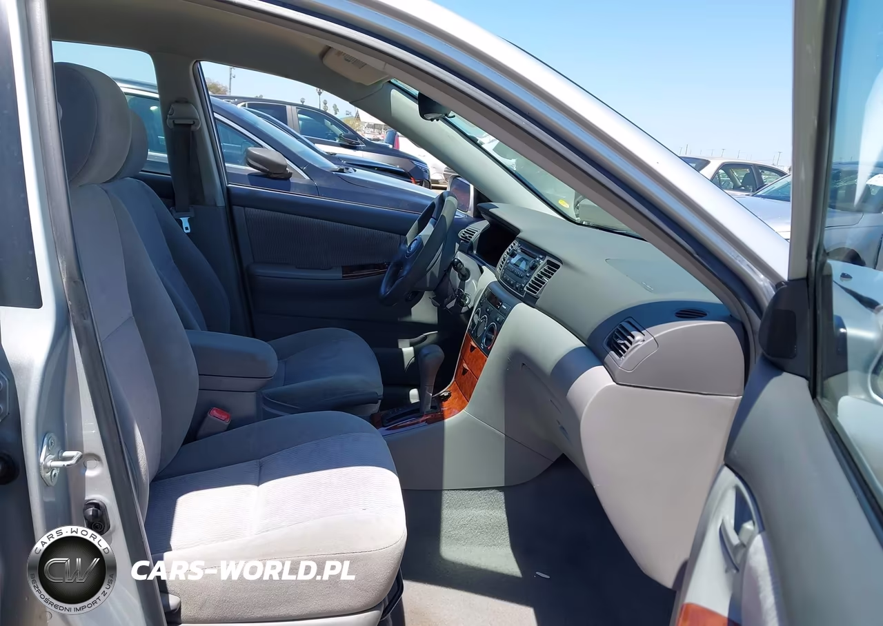 2005 Toyota Corolla Le VIN:1NXBR32E95Z451951 - 5