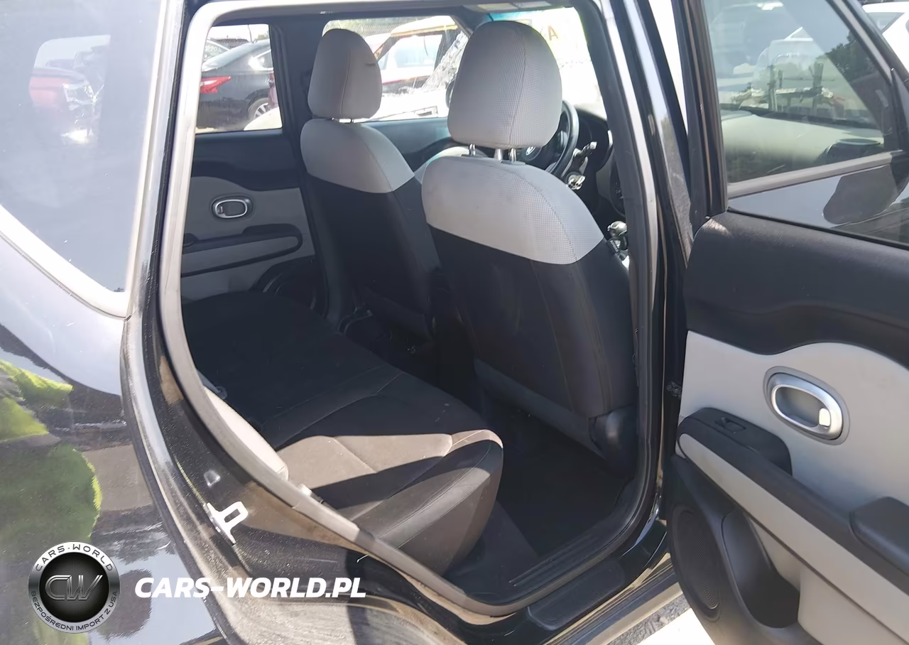2016 Kia Soul VIN:KNDJN2A26G7347304 - 8