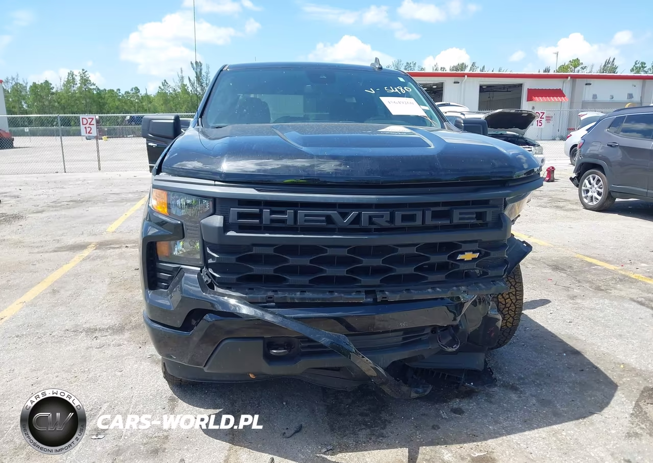 2022 Chevrolet Silverado 1500 2Wd Short Bed Custom VIN:1GCPABEK8NZ585480 - 12