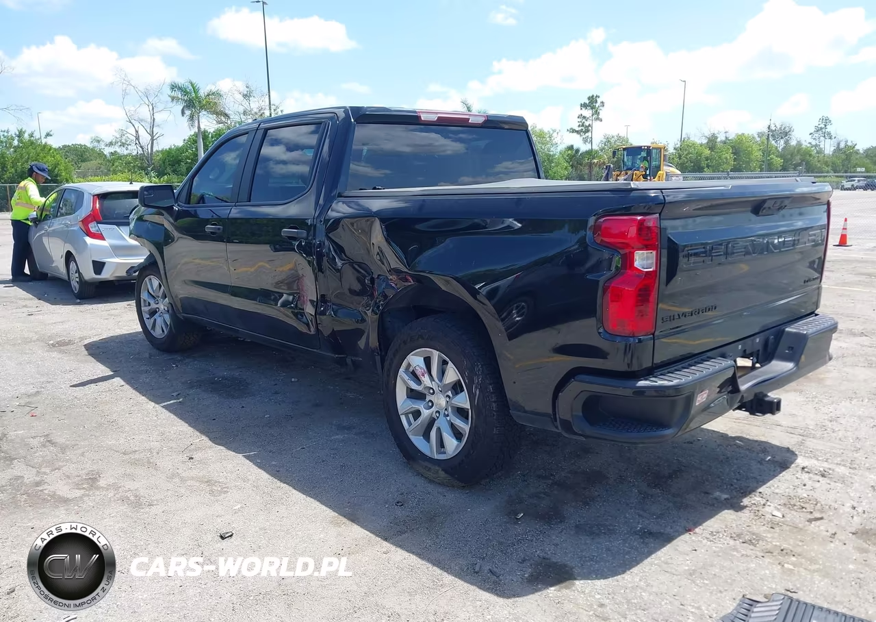 2022 Chevrolet Silverado 1500 2Wd Short Bed Custom VIN:1GCPABEK8NZ585480 - 3