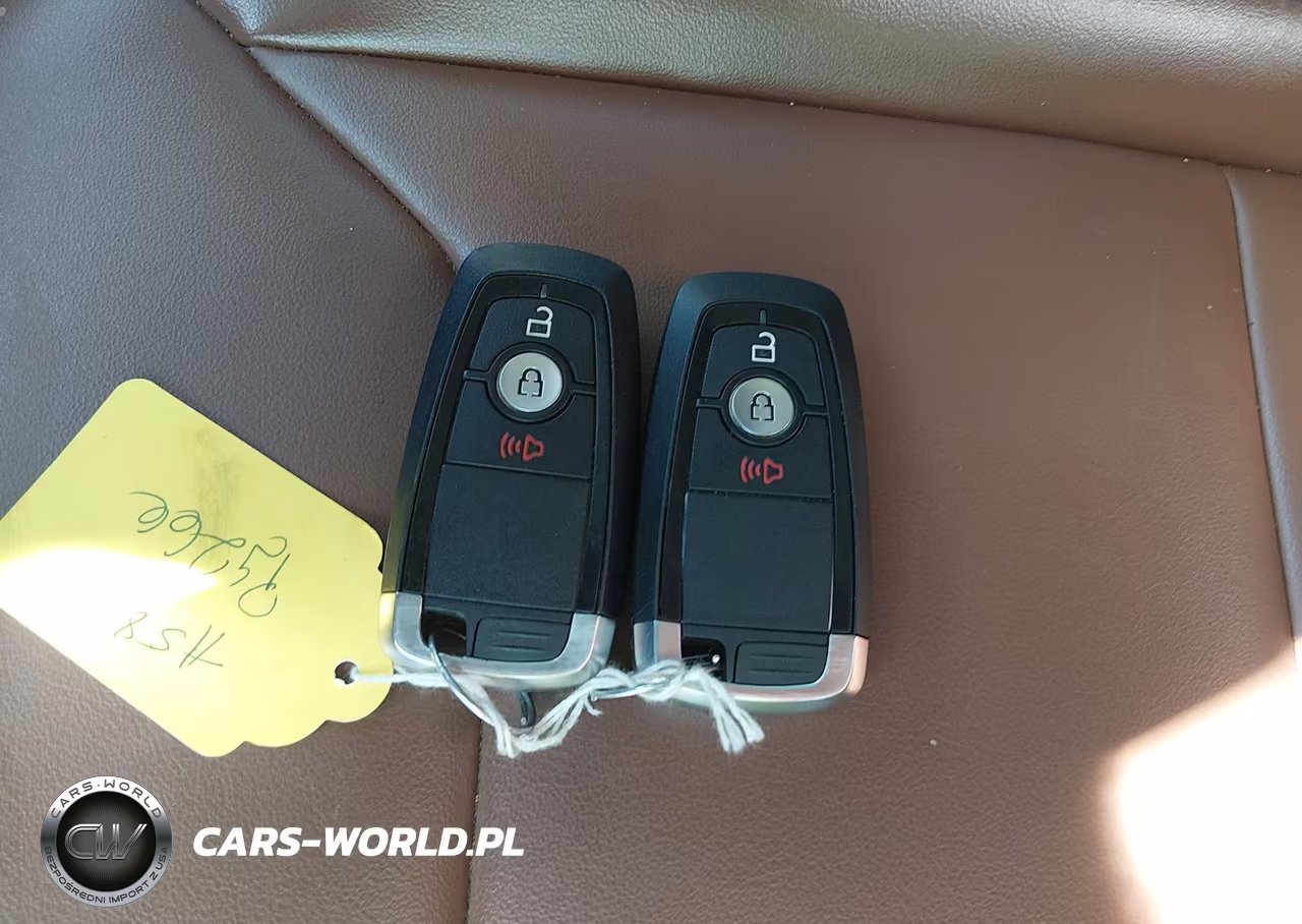 2022 Ford Maverick Lariat VIN:3FTTW8F93NRA07628 - 11