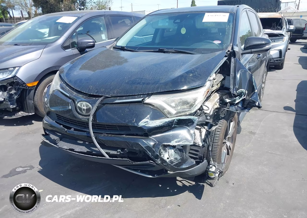 2018 Toyota Rav4 Xle VIN:2T3RFREVXJW809842 - 12
