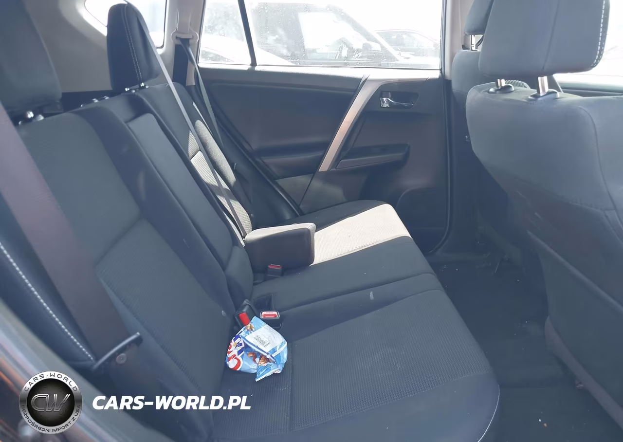 2018 Toyota Rav4 Xle VIN:2T3RFREVXJW809842 - 8