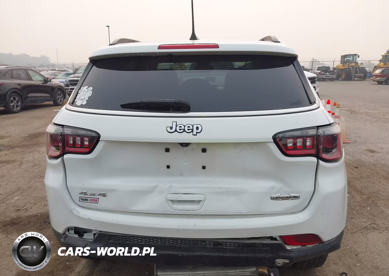 2022 Jeep Compass Latitude Lux 4X4 VIN:3C4NJDFB2NT128138 - 16