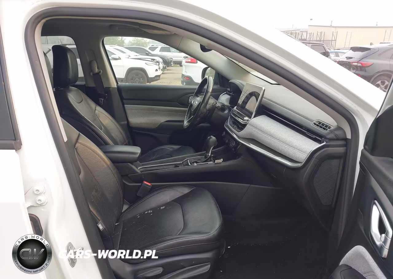 2022 Jeep Compass Latitude Lux 4X4 VIN:3C4NJDFB2NT128138 - 5
