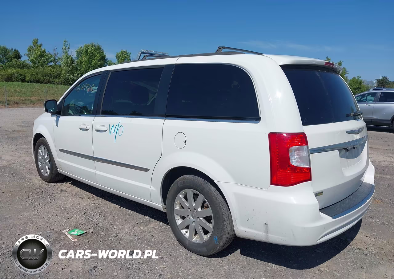 2016 Chrysler Town & Country Touring VIN:2C4RC1BG7GR187347 - 3