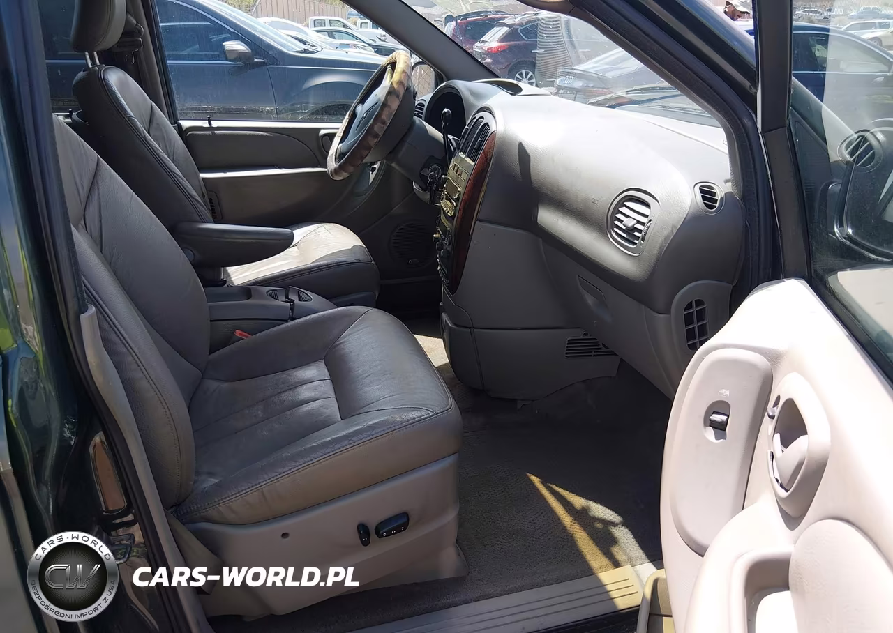 2001 Chrysler Town & Country Lxi VIN:2C8GP54L41R125813 - 5