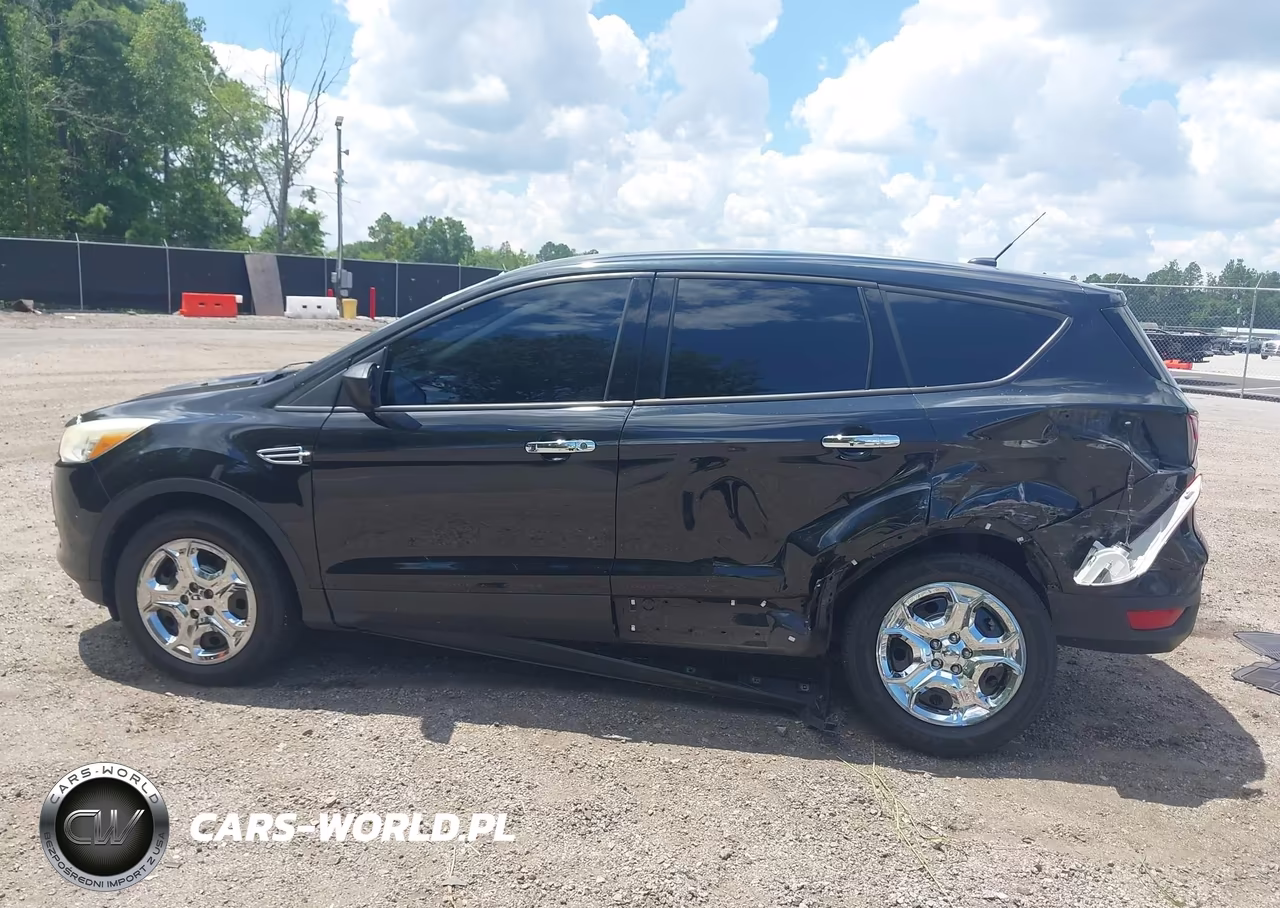 2013 Ford Escape S VIN:1FMCU0F75DUD94823 - 14