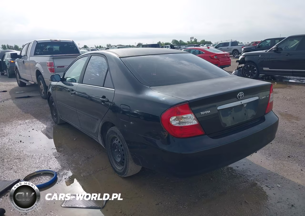 2004 Toyota Camry Le VIN:4T1BE32K74U342470 - 3