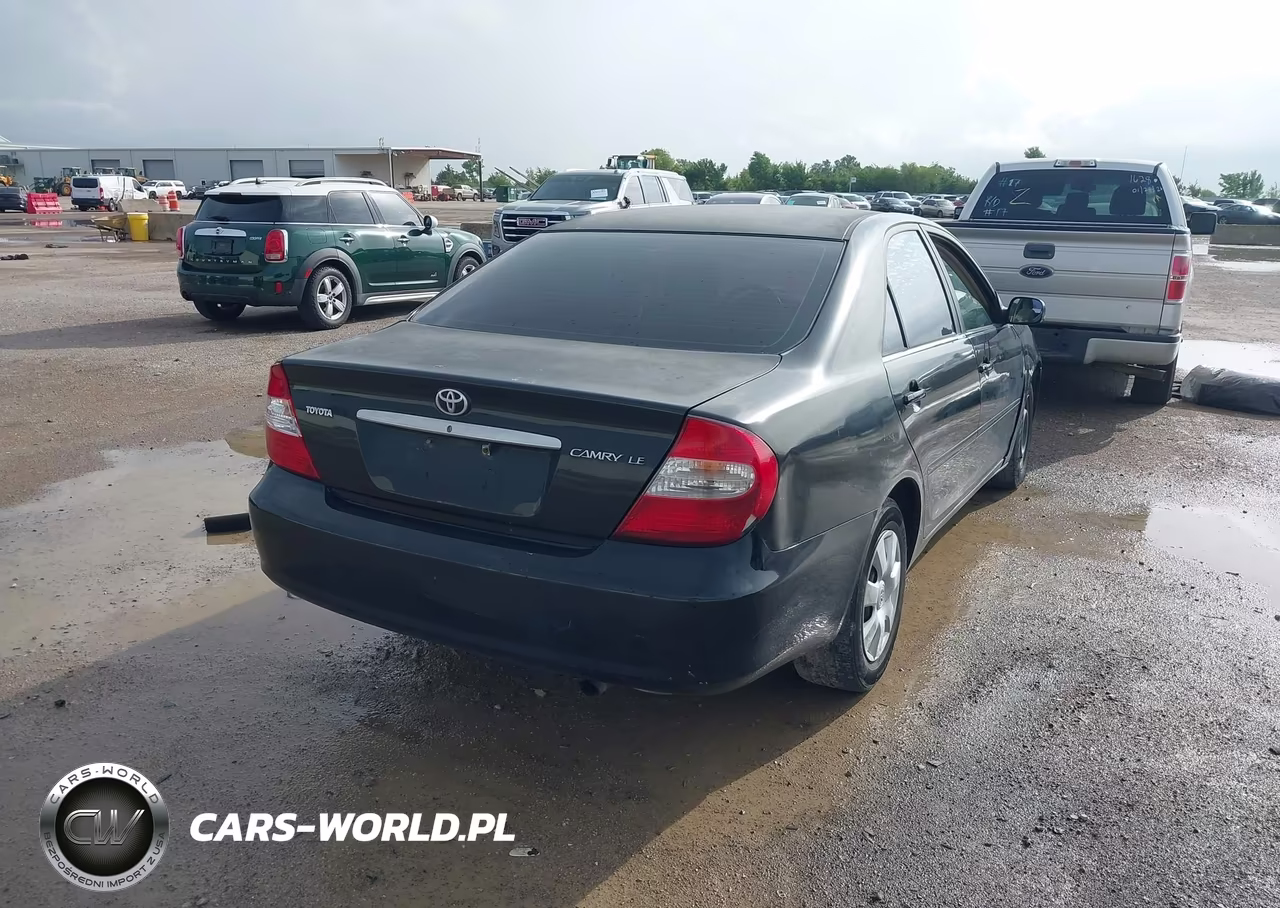 2004 Toyota Camry Le VIN:4T1BE32K74U342470 - 4