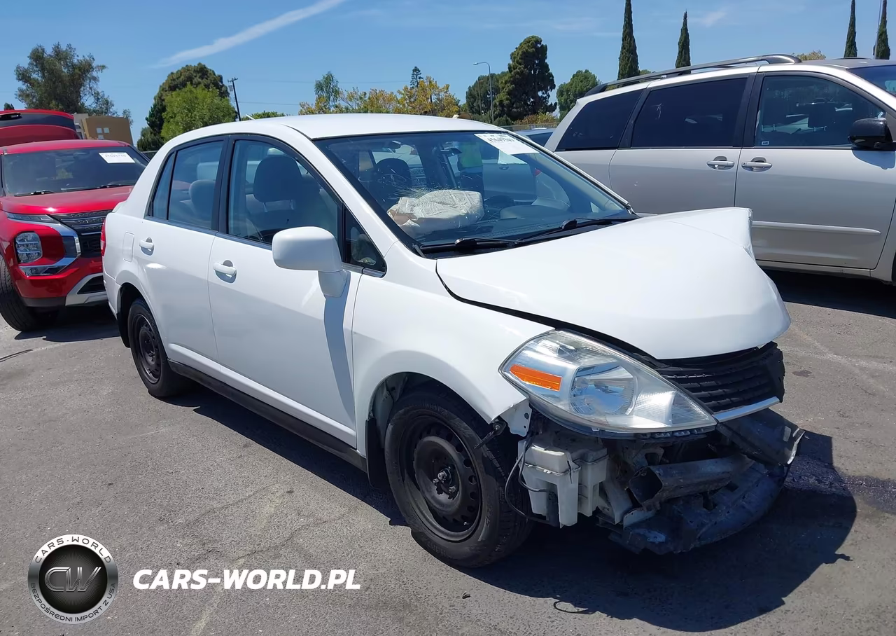 2008 Nissan Versa 1.8 S