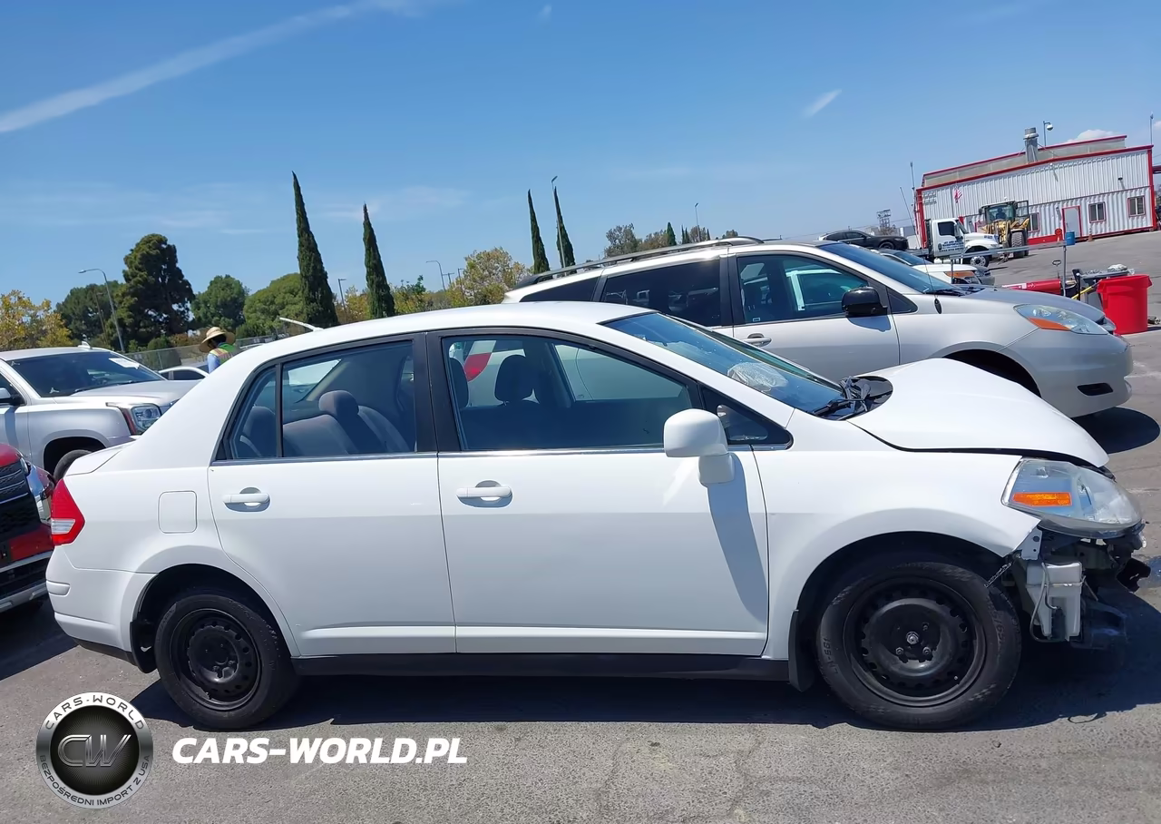 2008 Nissan Versa 1.8 S VIN:3N1BC11E08L388459 - 14