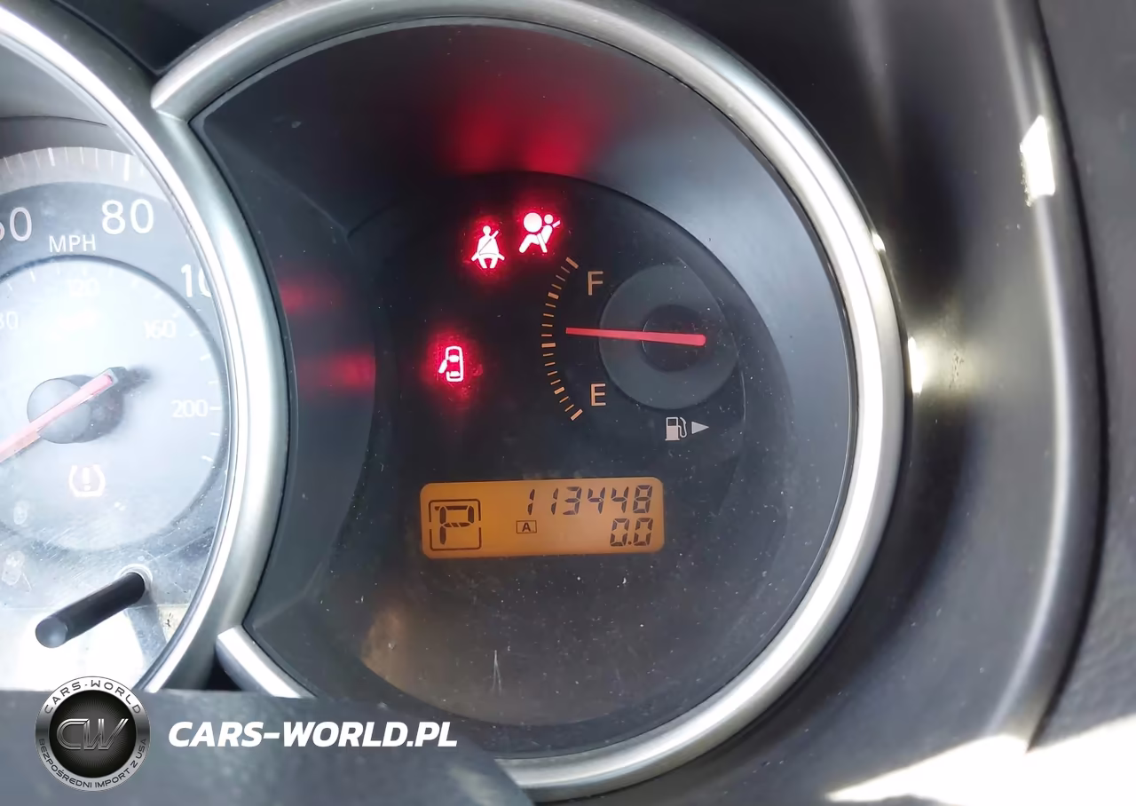 2008 Nissan Versa 1.8 S VIN:3N1BC11E08L388459 - 16