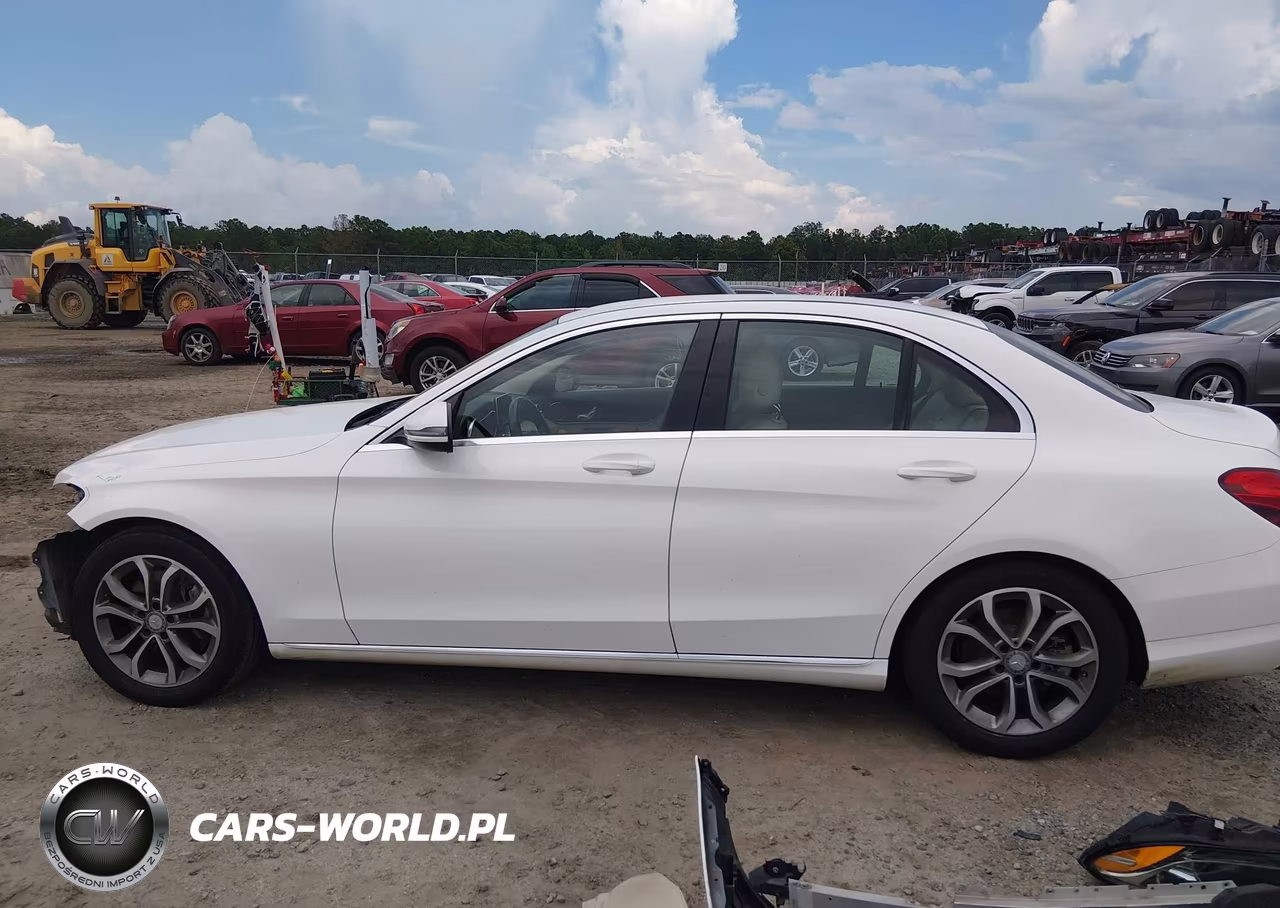 2016 Mercedes-Benz C 300 VIN:55SWF4JB7GU154893 - 15