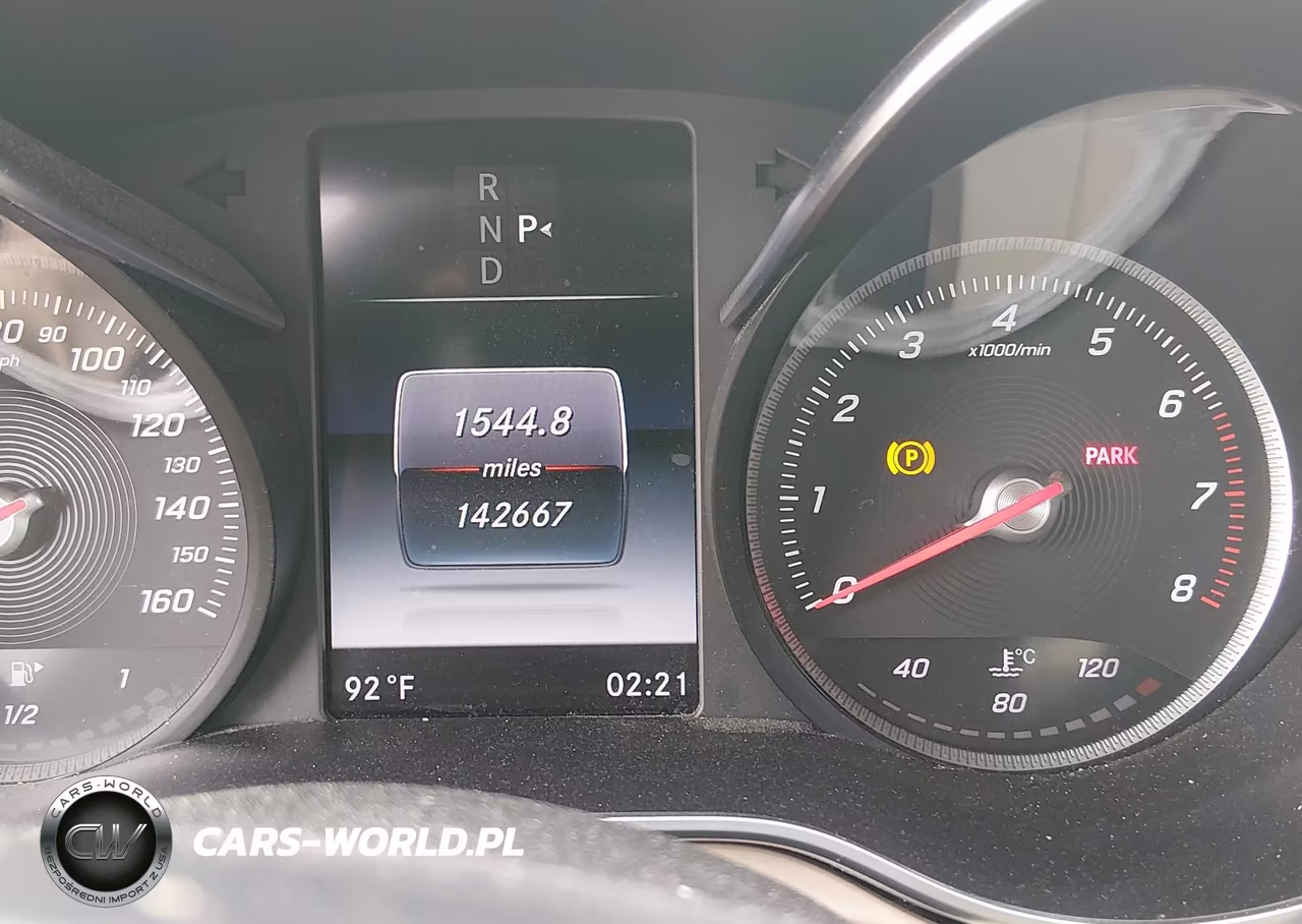 2016 Mercedes-Benz C 300 VIN:55SWF4JB7GU154893 - 16