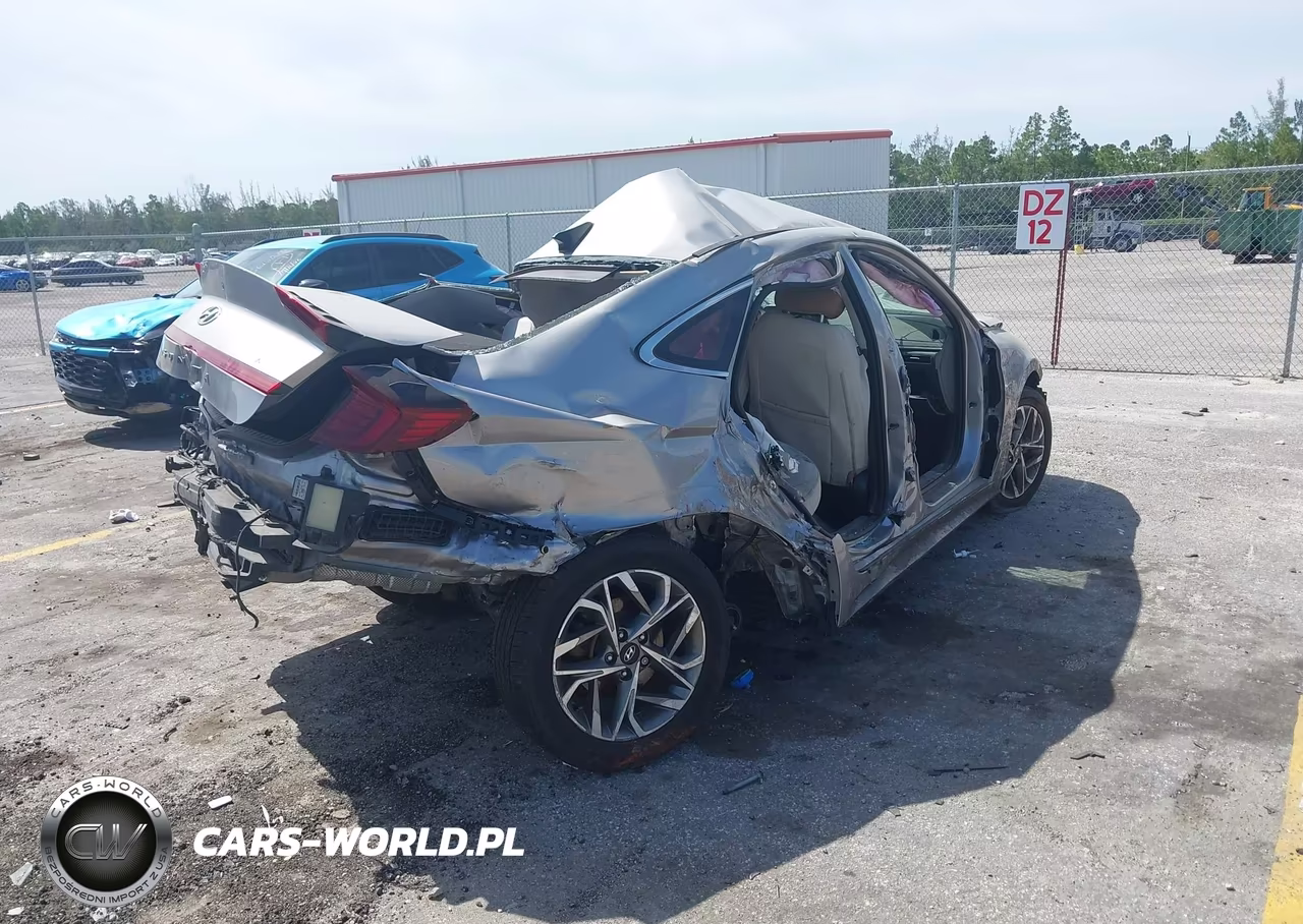 2021 Hyundai Sonata Sel VIN:KMHL64JA5MA158422 - 4