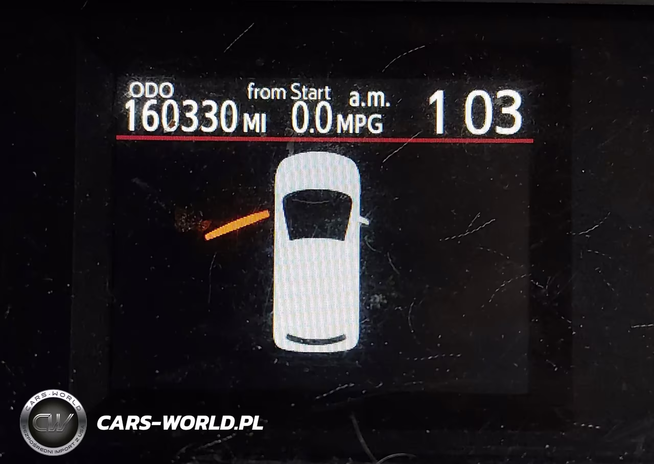 2015 Toyota Prius C Two VIN:JTDKDTB35F1107313 - 15