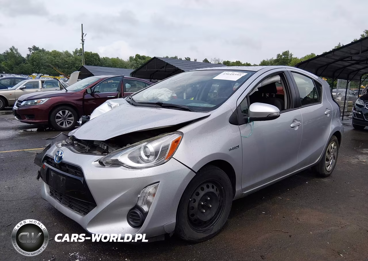 2015 Toyota Prius C Two VIN:JTDKDTB35F1107313 - 2