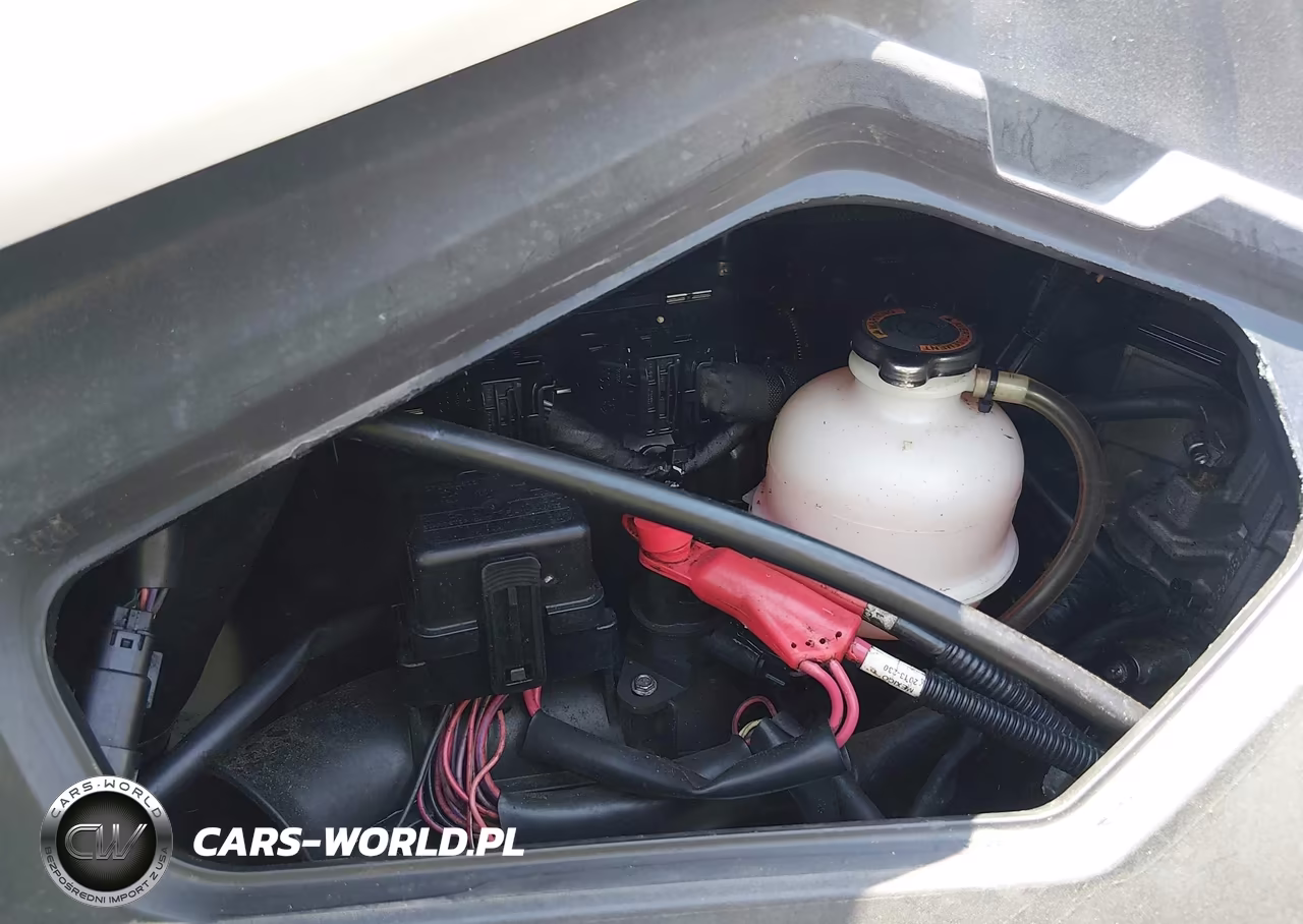 2015 Seadoo Spark VIN:YDV41396A515 - 10
