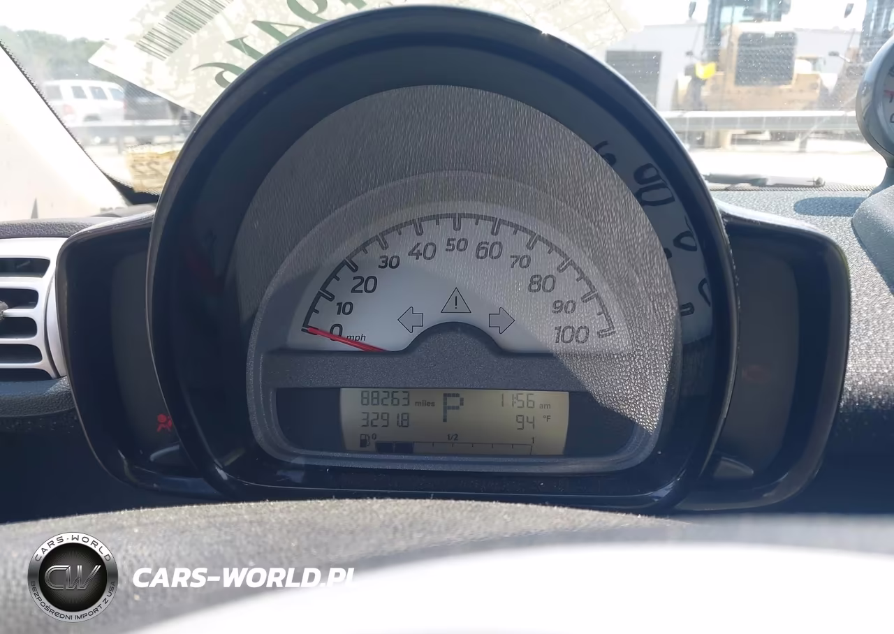 2010 Smart Fortwo Passion-Pure VIN:WMEEJ3BAXAK344226 - 7