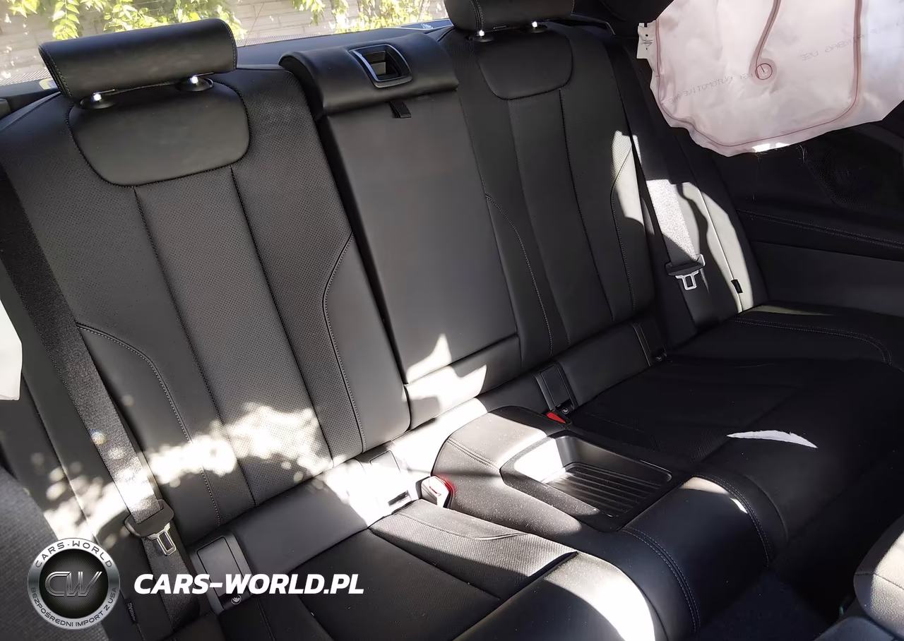 2022 BMW M240 I xDrive VIN:3MW53CM05N8C72420 - 8