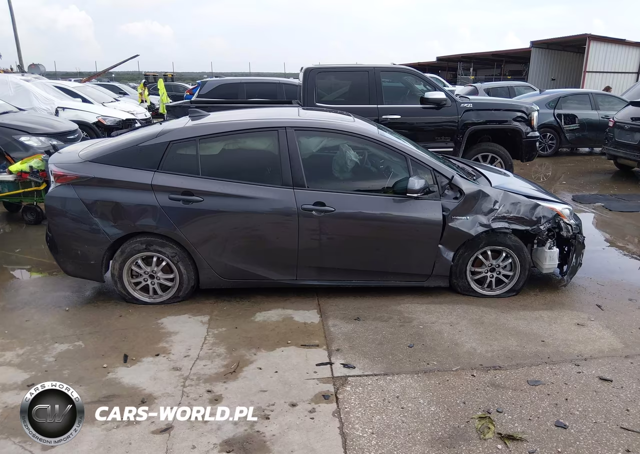 2017 Toyota Prius Four VIN:JTDKARFU2H3538245 - 13