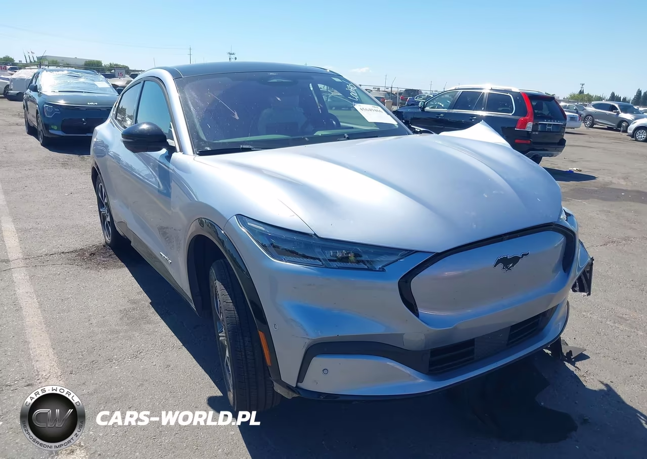 2022 Ford Mustang Mach-E Premium