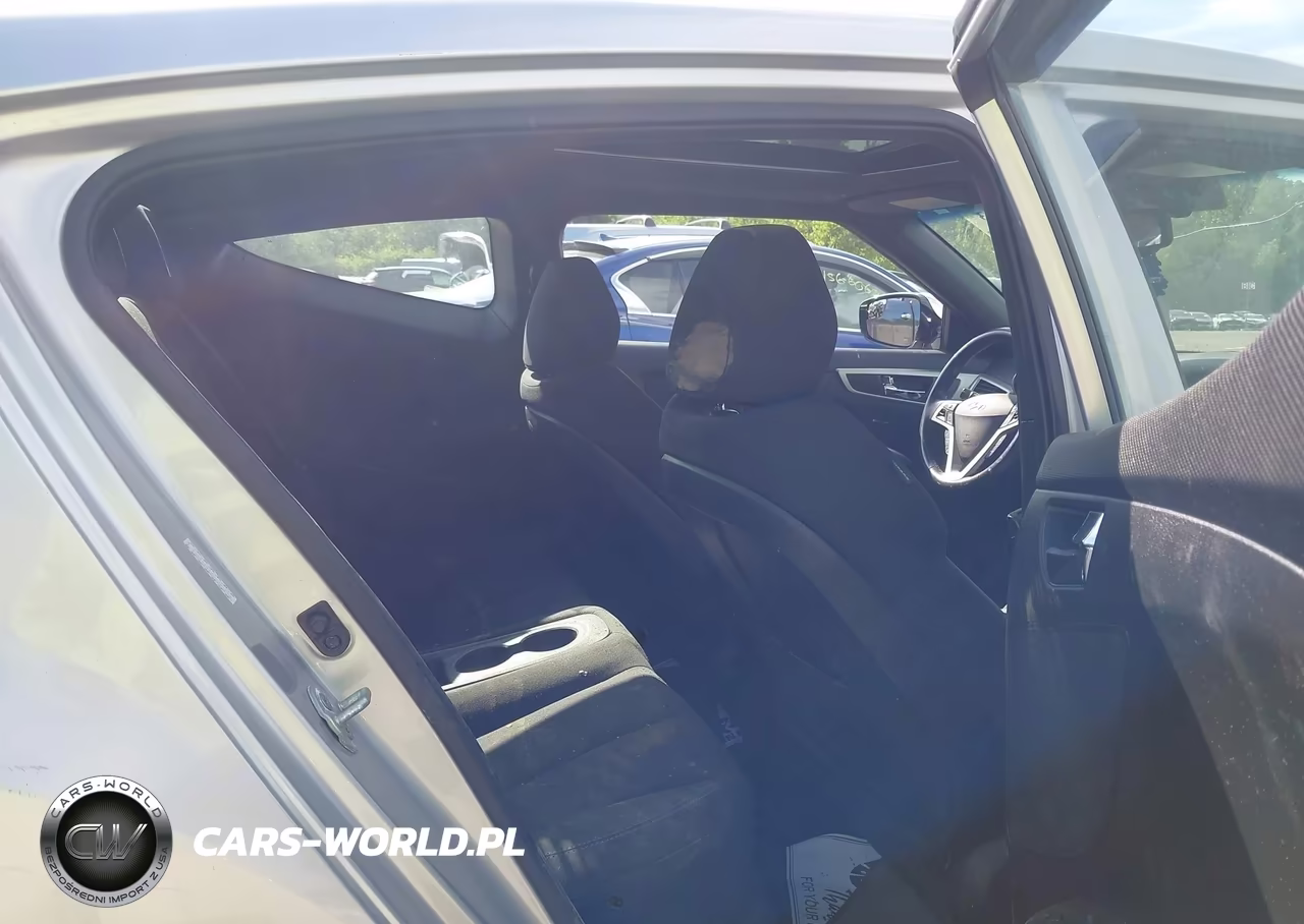 2017 Hyundai Veloster Value Edition VIN:KMHTC6AD1HU321750 - 8