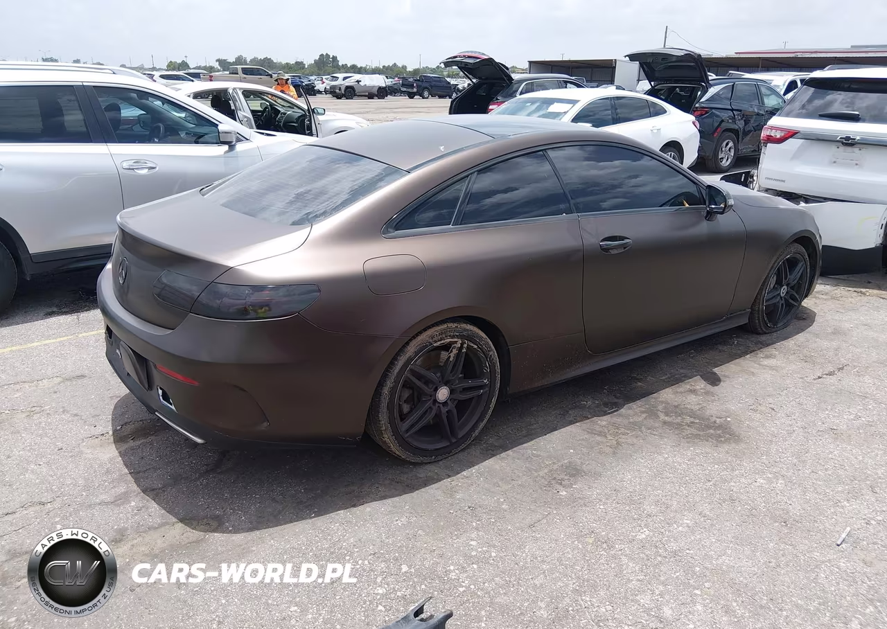 2018 Mercedes-Benz E 400 4Matic VIN:WDD1J6GB1JF007992 - 4