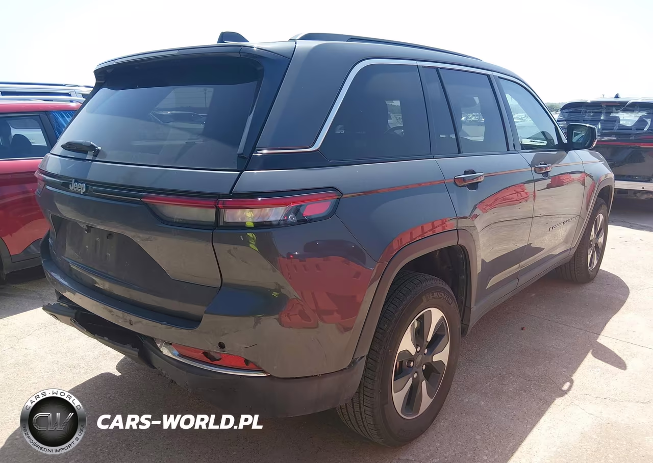 2025 Jeep Grand Cherokee 4Xe VIN:1C4RJYB63S8700989 - 4