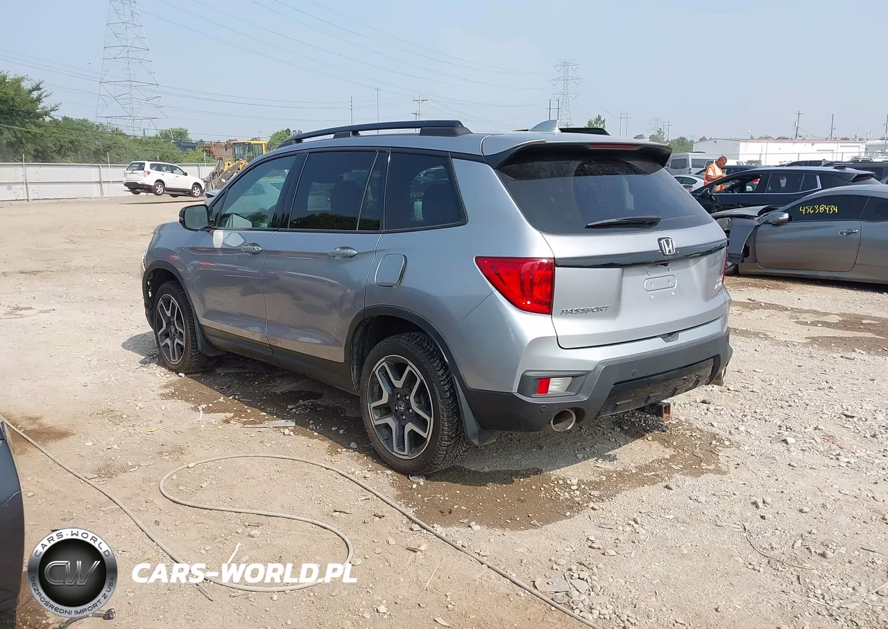 2023 Honda Passport Awd Elite VIN:5FNYF8H06PB030393 - 3
