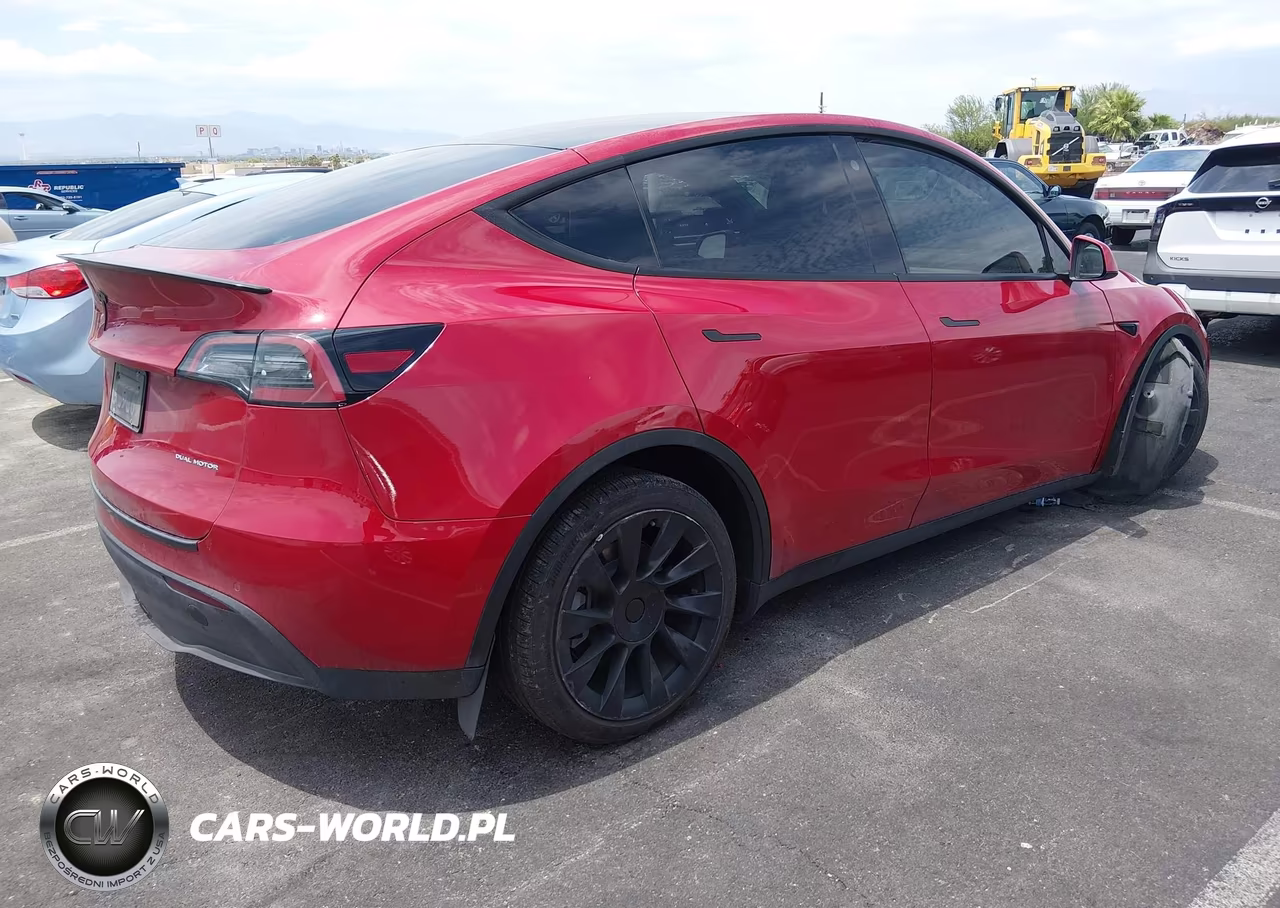 2022 Tesla Model Y Long Range Dual Motor All-Wheel Drive VIN:7SAYGAEE9NF396854 - 4