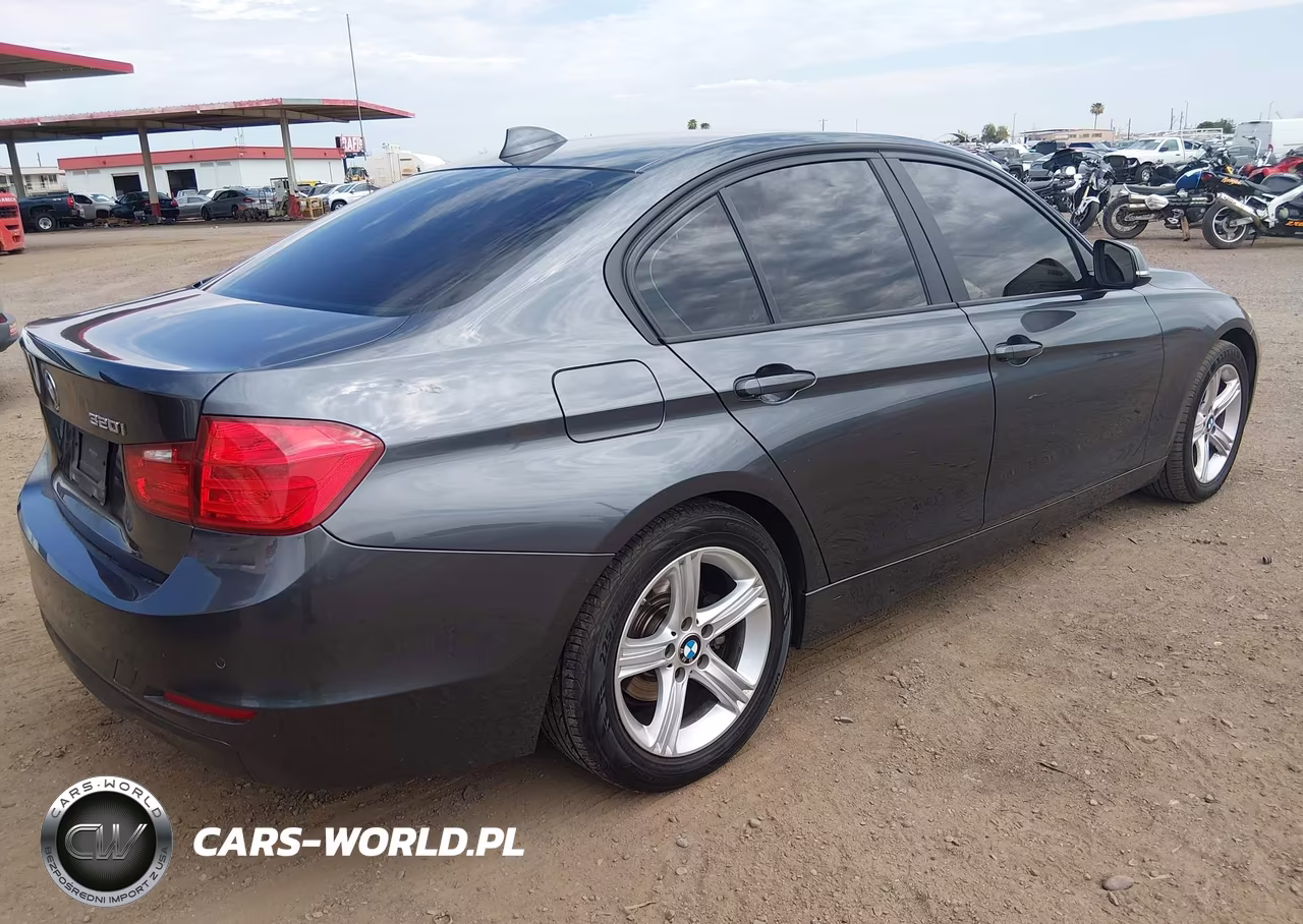 2015 BMW 320I VIN:WBA3B1C51FK140069 - 4