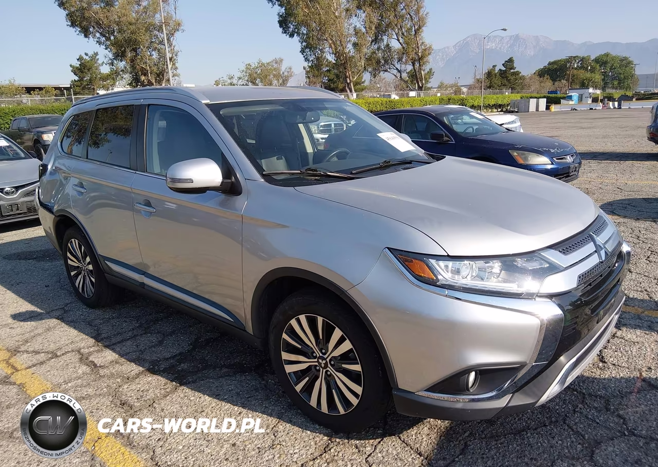 2019 Mitsubishi Outlander Sel – zdjęcie 1 z 16