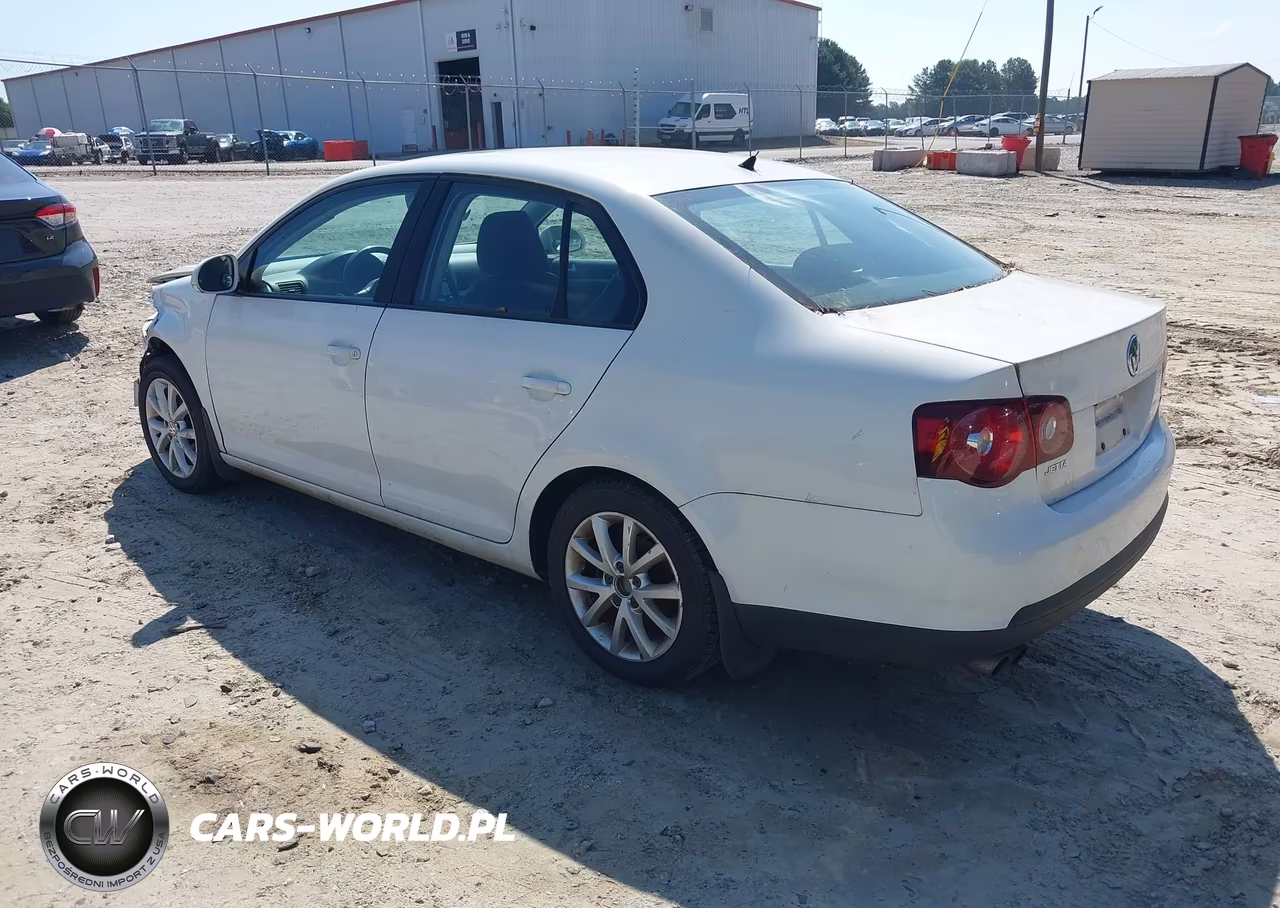 2010 Volkswagen Jetta Limited Edition VIN:3VWRX7AJ1AM129492 - 3