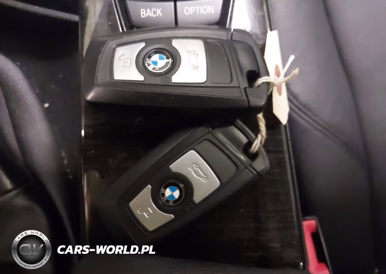 2015 BMW 328I xDrive VIN:WBA3B3G56FNT17087 - 11