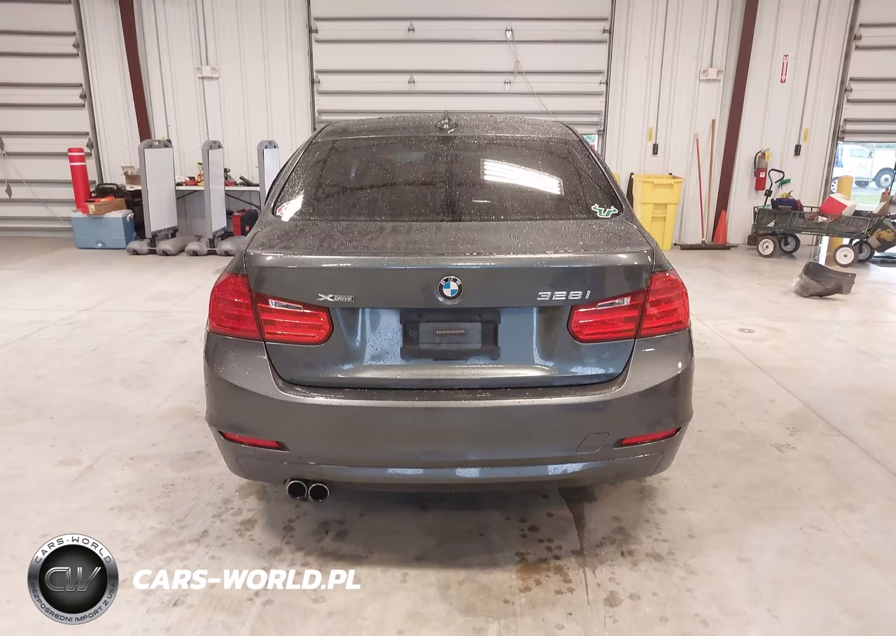 2015 BMW 328I xDrive VIN:WBA3B3G56FNT17087 - 16