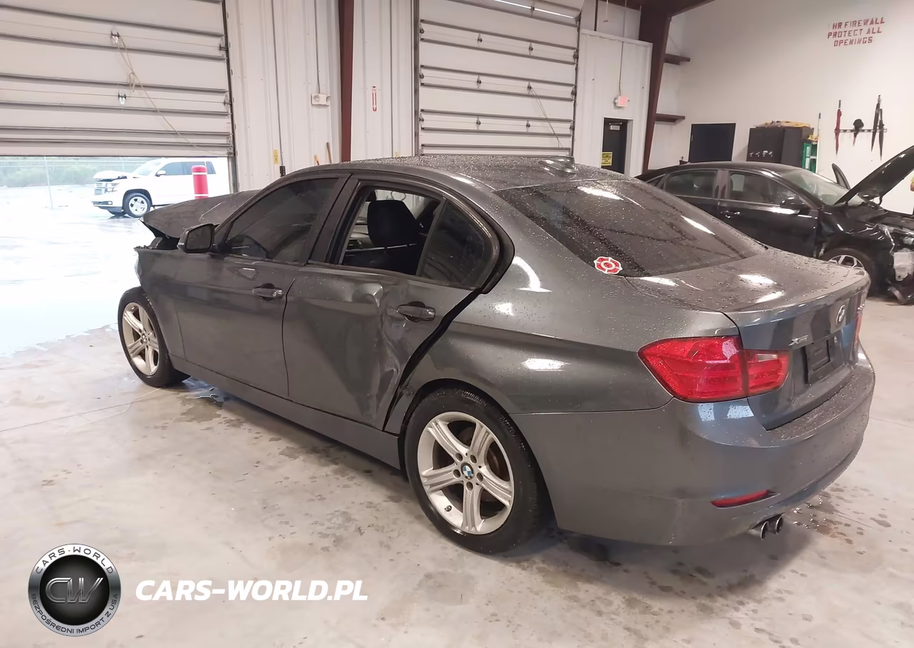 2015 BMW 328I xDrive VIN:WBA3B3G56FNT17087 - 3