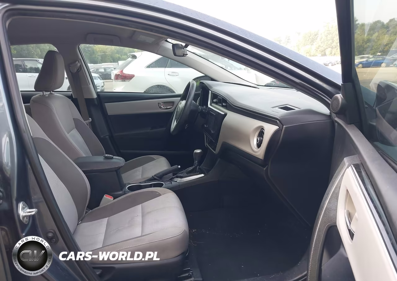 2019 Toyota Corolla Le VIN:2T1BURHE0KC168960 - 5