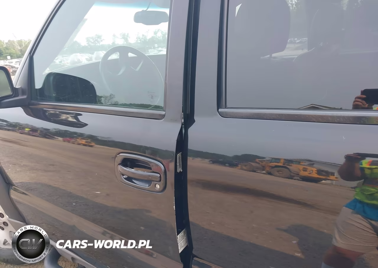 2004 Chevrolet Suburban 1500 Z71 VIN:3GNFK16Z94G289226 - 12