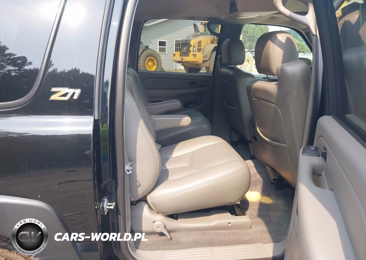 2004 Chevrolet Suburban 1500 Z71 VIN:3GNFK16Z94G289226 - 8