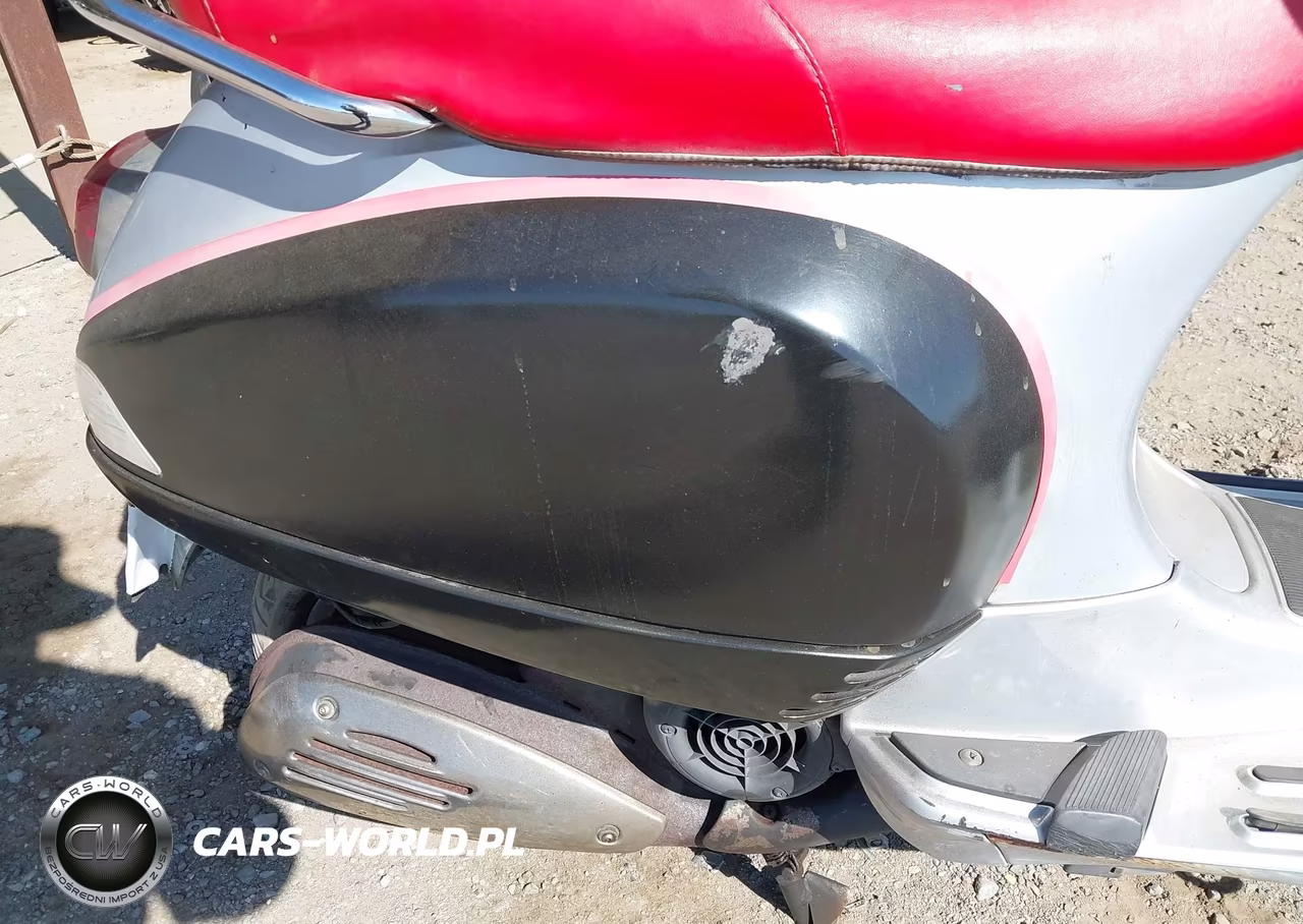 2006 Vespa Lx 150 VIN:ZAPM448F465001295 - 8